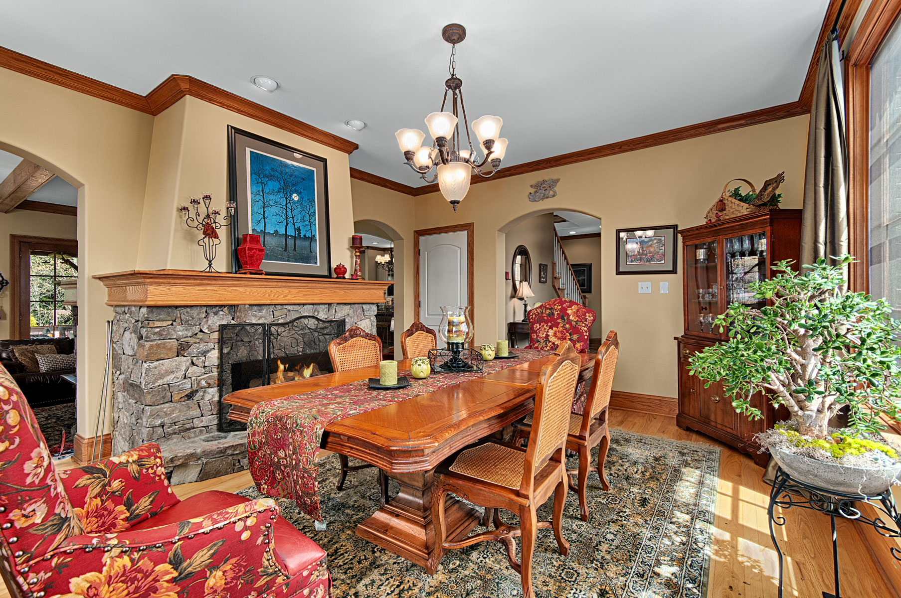 dining-room-rustic-mountain-fireplace