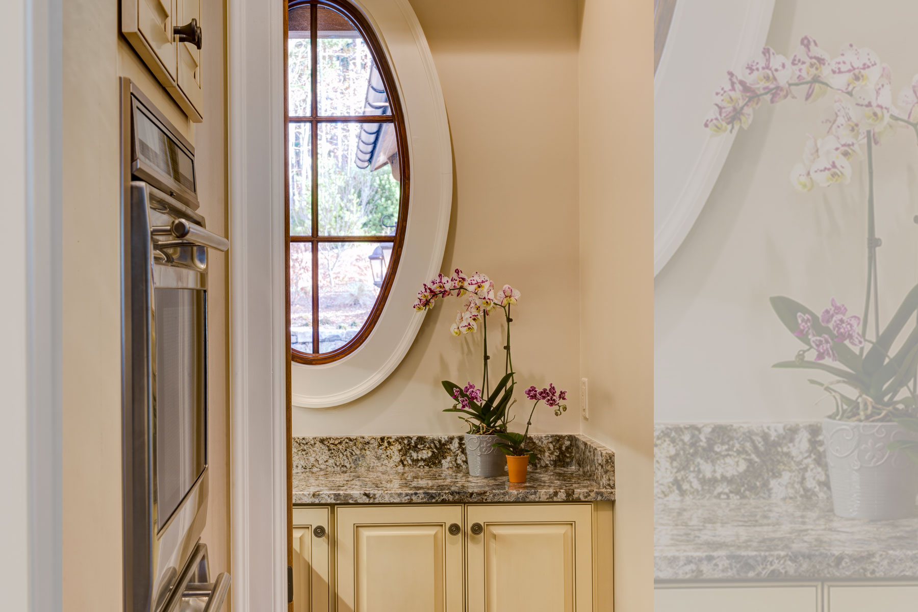 kitchen-pantry-nook-round-window