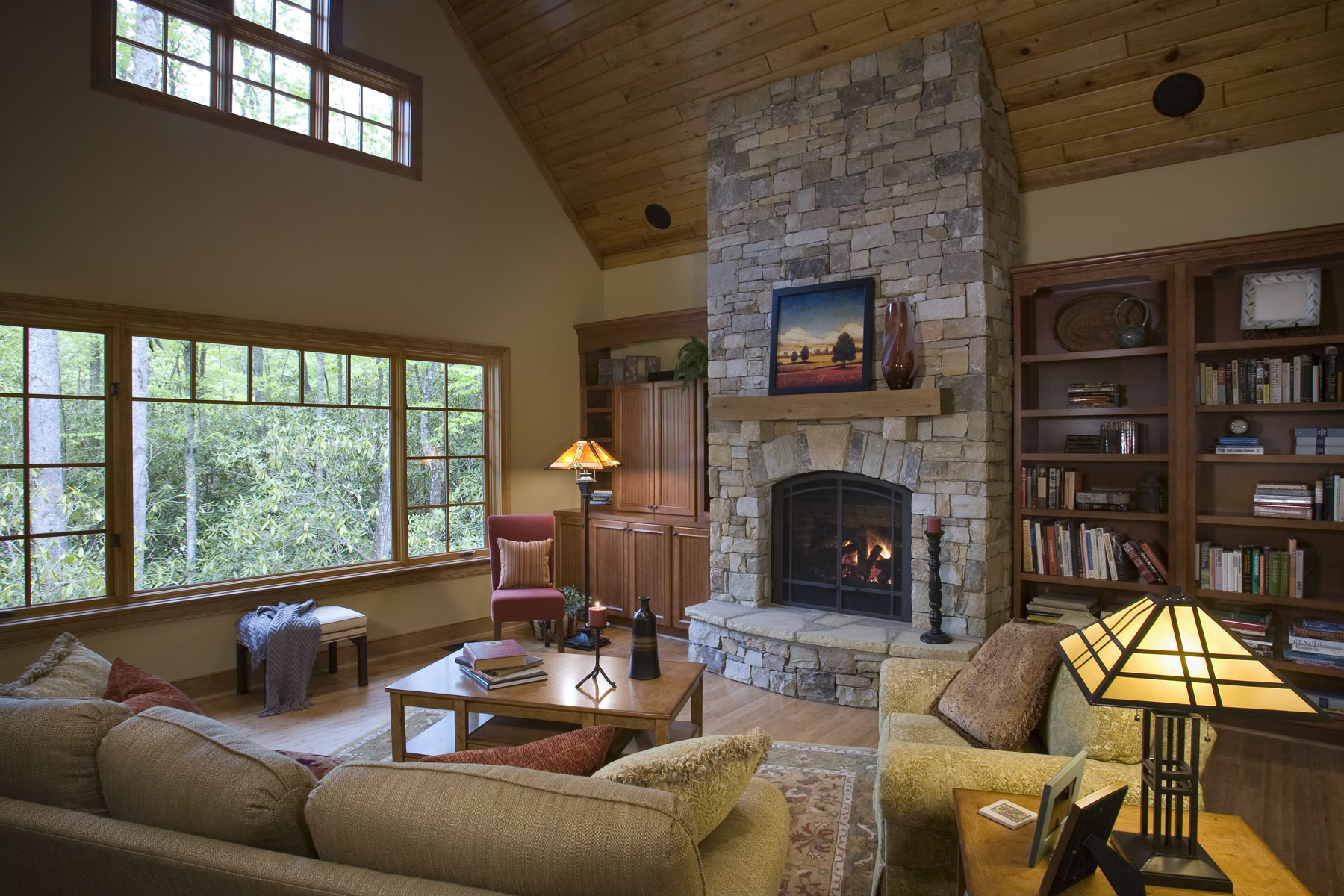 living-room-craftsman-mountain-home