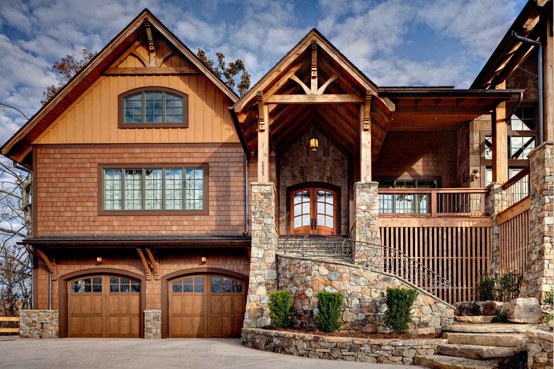 Lodge style mountain home in Black Mountain, NC designed by architects, ACM Design