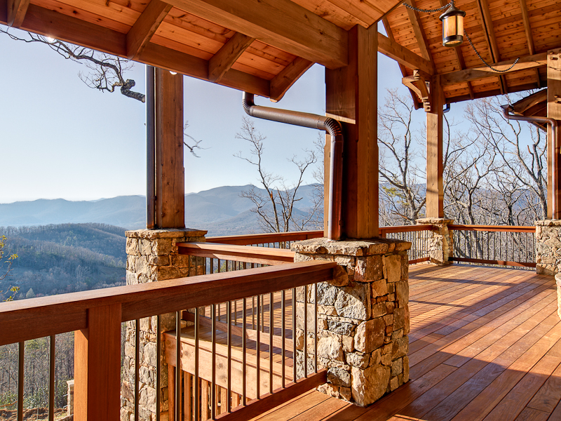 Front porch, Black Mountain Family Lodge