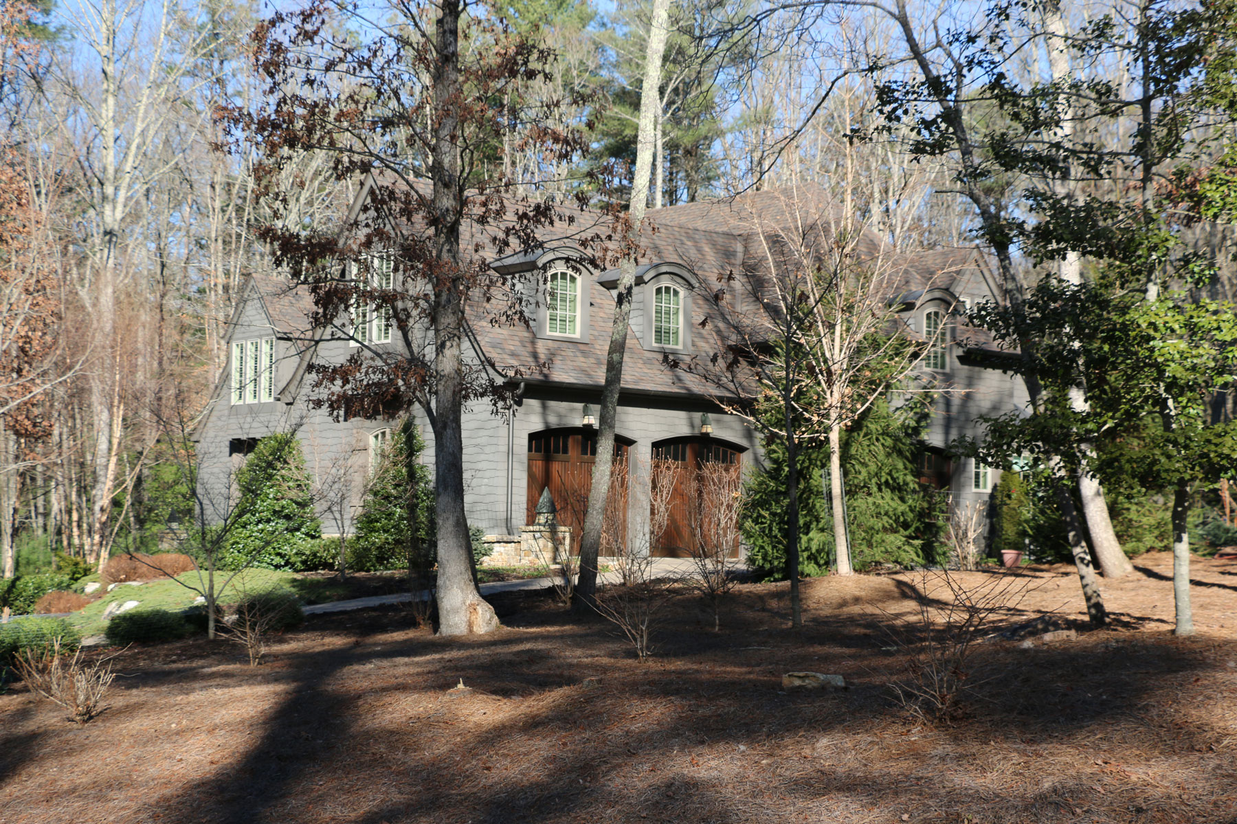 custom-new-home-shingle-style-asheville-car-garage