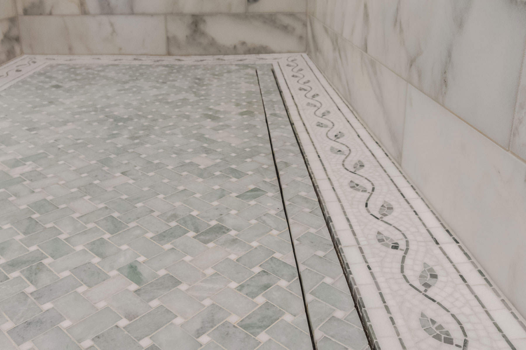 zero-entry-shower-floor-marble